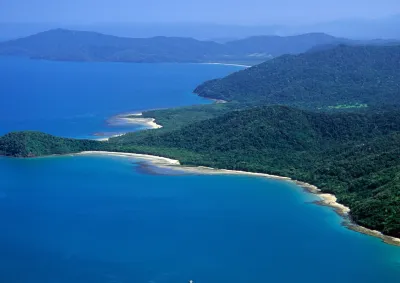 View of Great Barrier Reef coastline